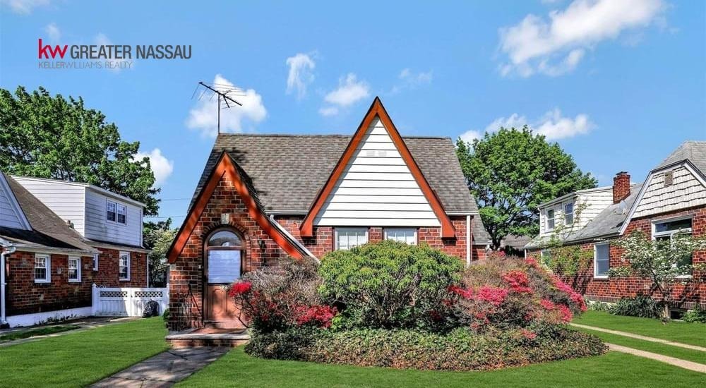 How Much Is My Home Worth in Whitestone? A Guide to Understanding Your Home Value